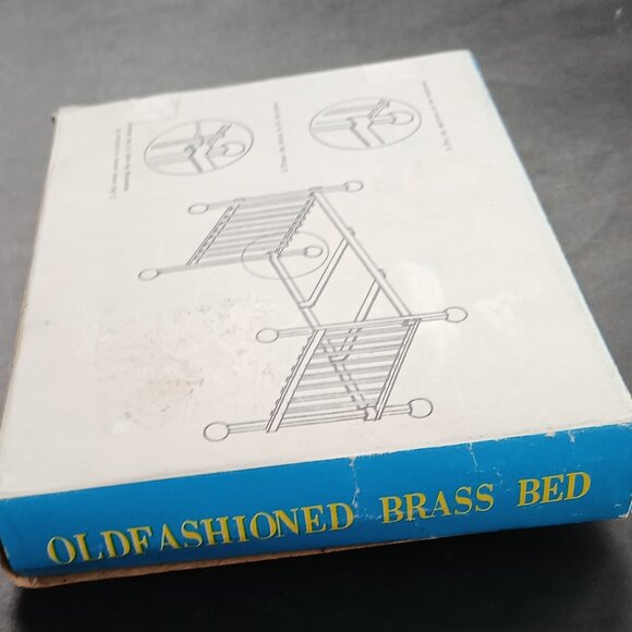 VTG Collectable Miniature Brass Bed in Original Box, #7275 Dollhouse Furniture - Picture 5 of 9